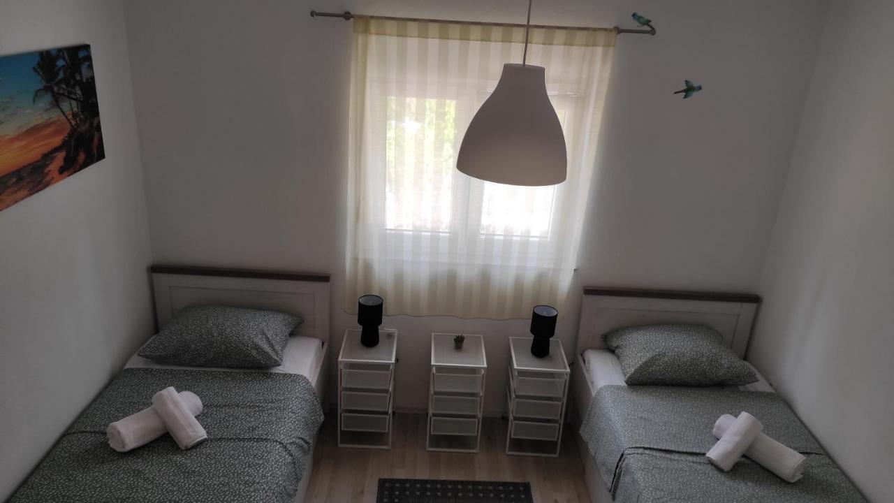 Kuca Za Odmor Bebic, Kremena Villa Klek Exteriör bild
